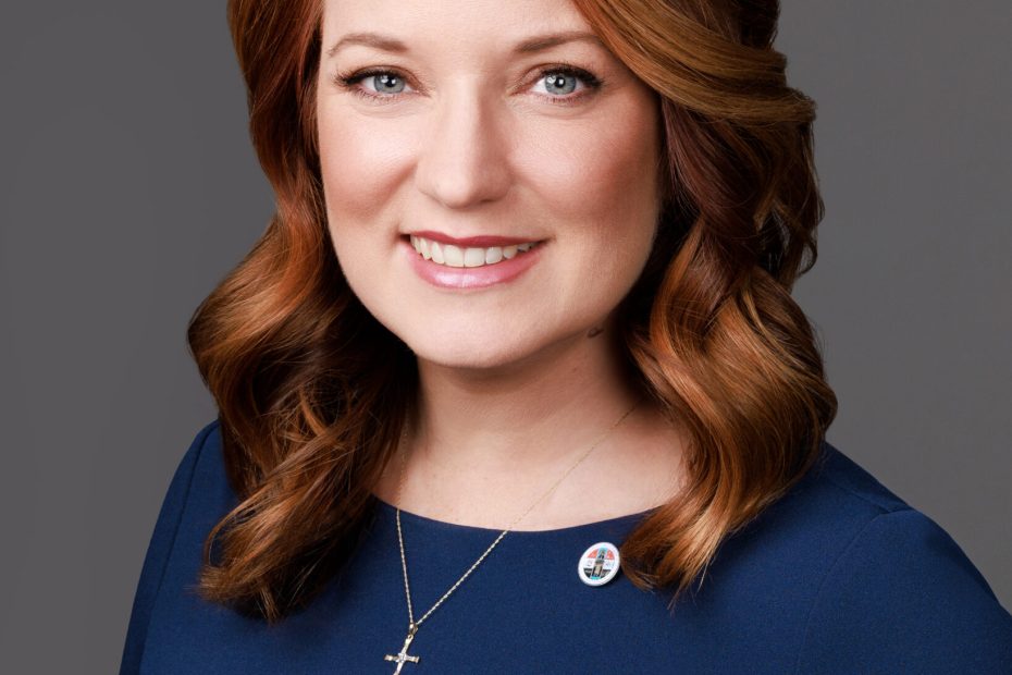 Lindsey Horvath